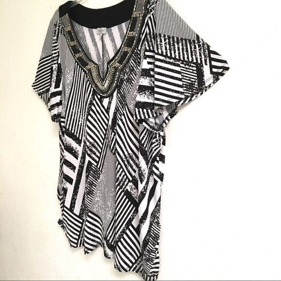 Avenue bead embellished notched V-neck blouse 22/24 - Picture 3 of 8